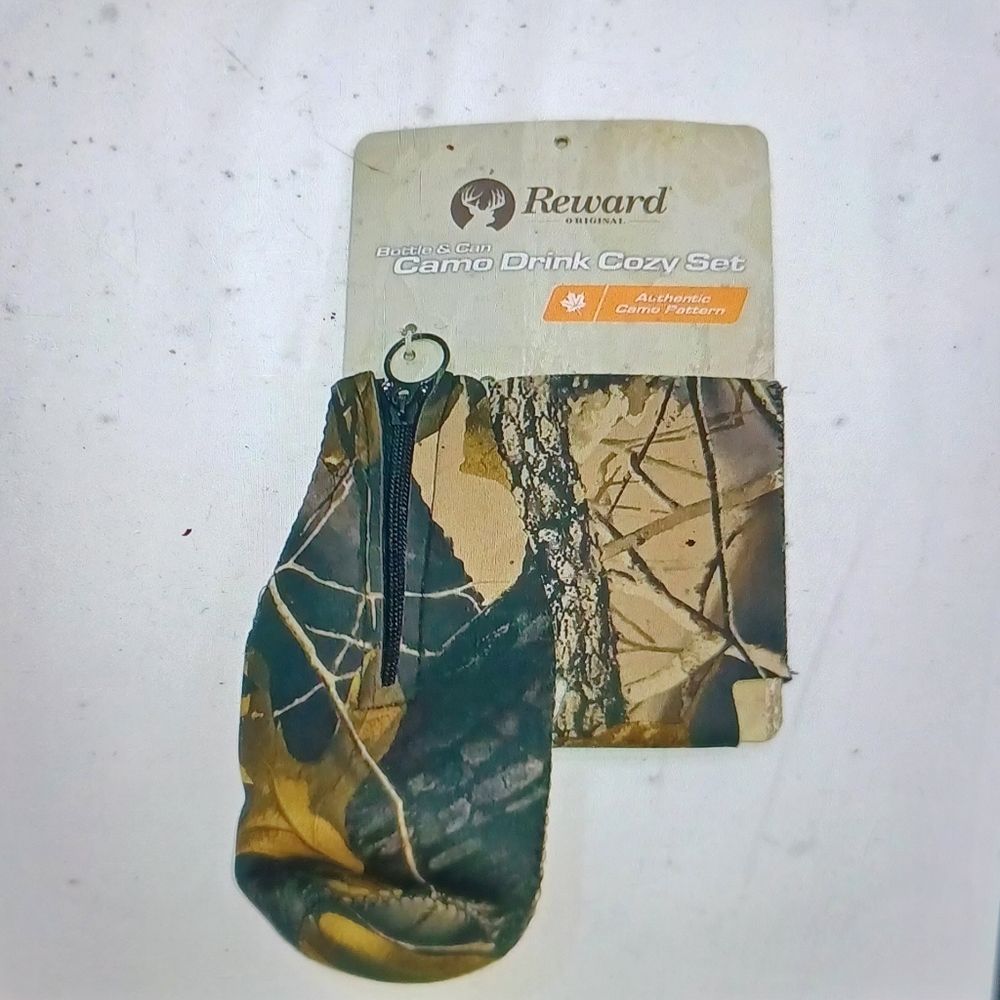 Reward bottle can drink cozy set. New